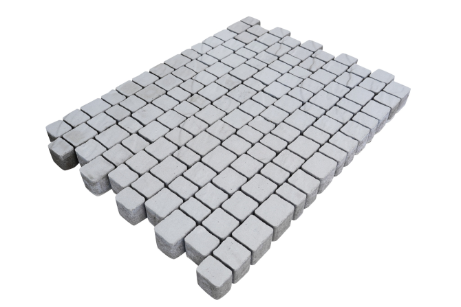 detail Dlažba betonová Ferobet Cubes 70 mm bílá (7,65)