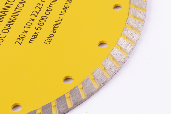 detail Kotouč diamant.turbo 180 mm